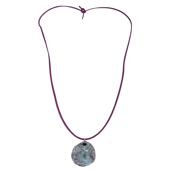 Pink Blue Air Dry Metallic Handcrafted Faux Leather Necklace - Picture 10 of 10